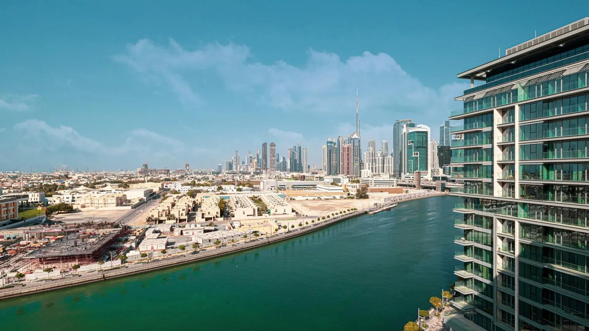 Luxury Canal Front With Burj Khalifa Skyline View Ντουμπάι Ηνωμένα Αραβικά Εμιράτα